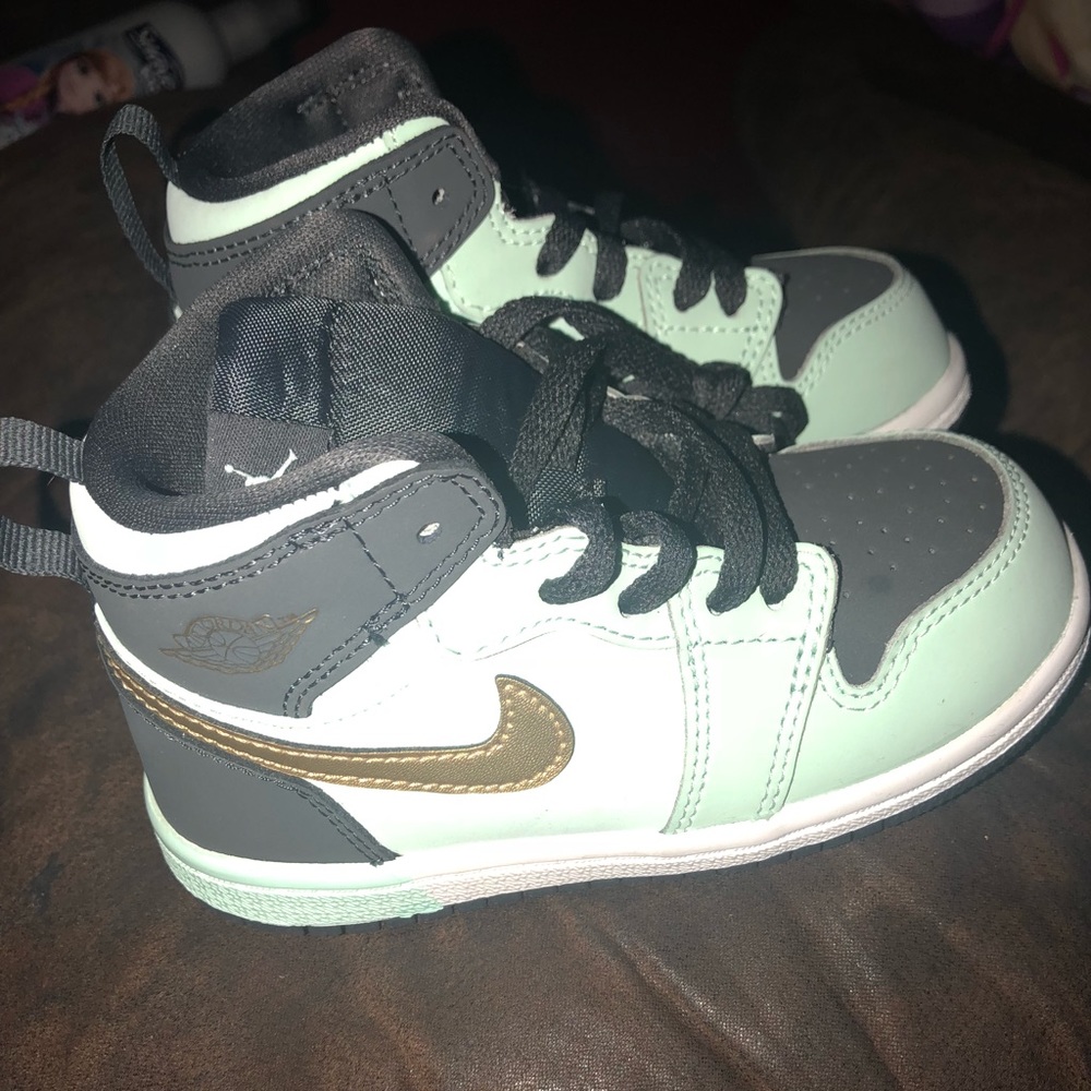 Kids Nike Jordan’s Brand New 8C - Mint Green